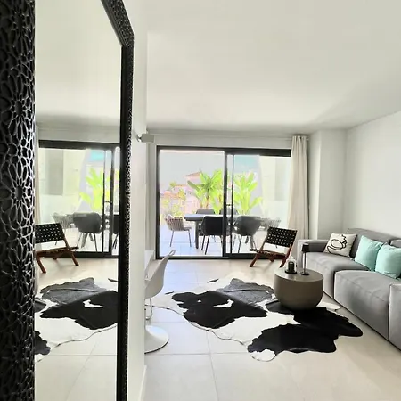 Pure South Luxury Apartment *